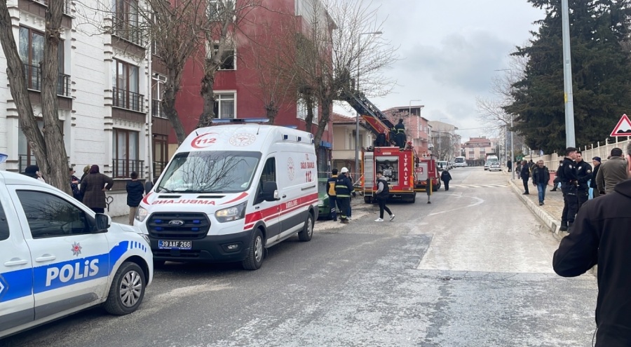 Evde yangın çıktı!