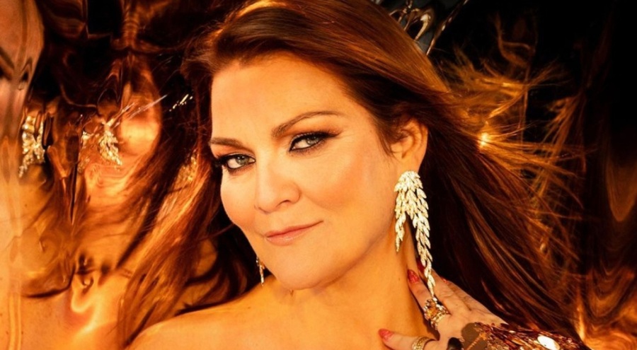 İzlanda'nın Eurovision temsilcisi Hera Björk oldu