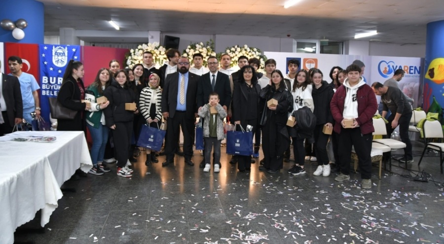 Bursa'da huzurevi sakinlerine doğum günü etkinliği düzenlendi
