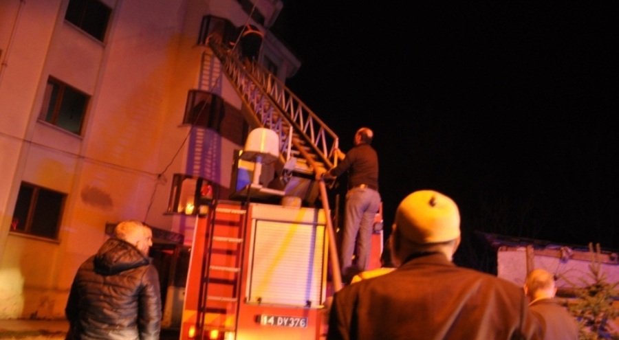 Bolu'da apartman yangını!