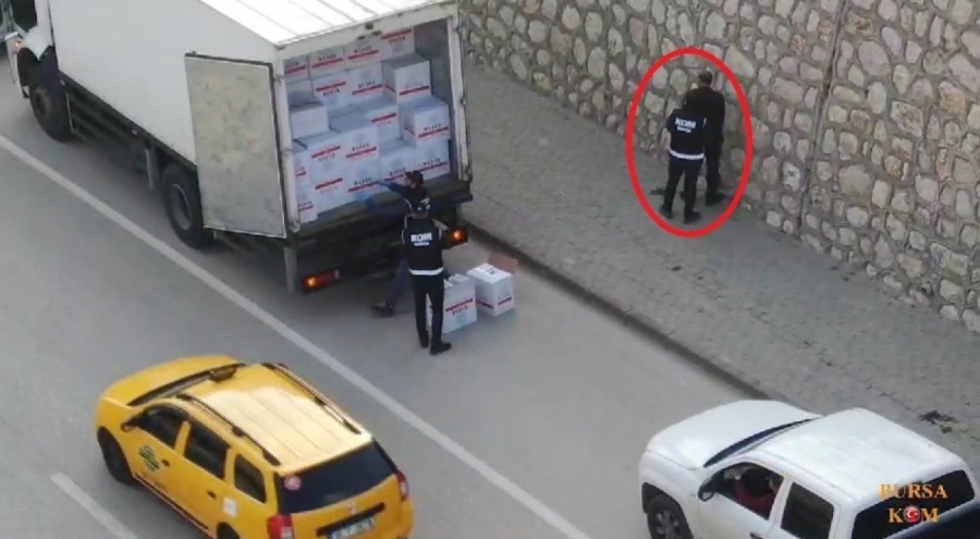 Bursa'da kaçakçılık operasyonunda 33 milyon makaron ele geçildi!