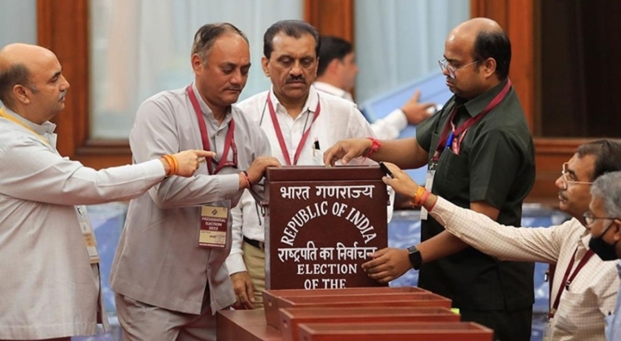 Hindistan 19 Nisan'da genel seçime gidiyor