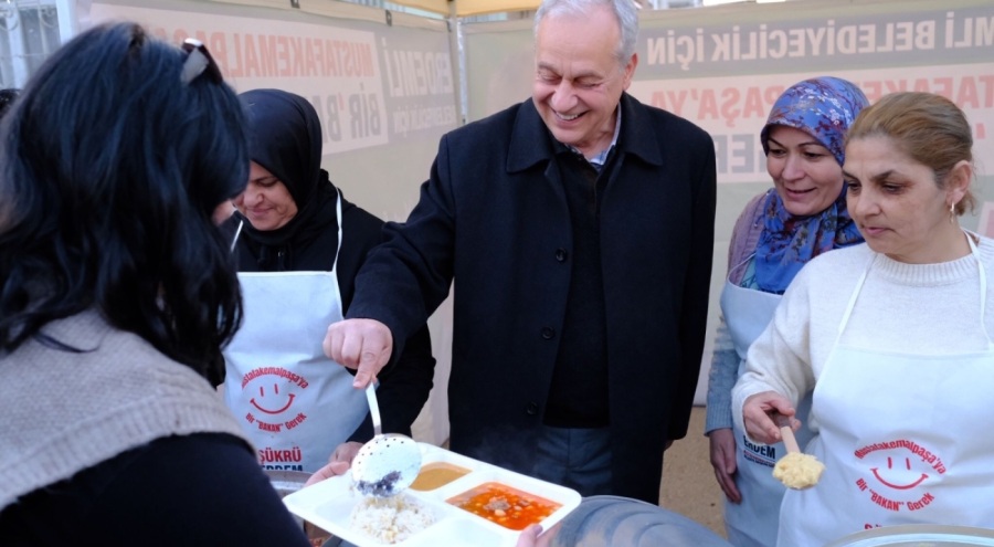 Belediye Başkan Adayı Erdem Mustafakemalpaşa iftar sofrası kurdu