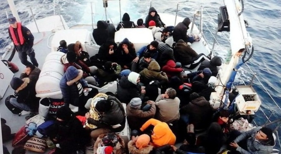 Bodrum açıklarında onlarca kaçak göçmen yakalandı
