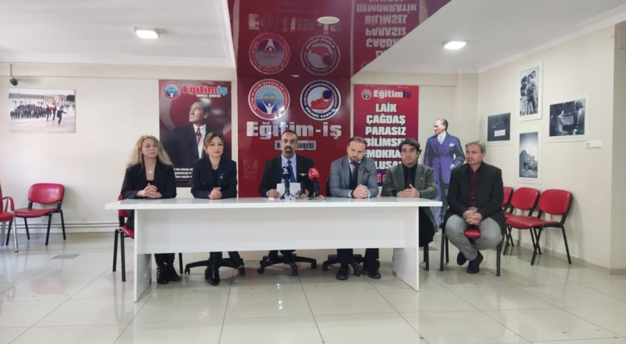 Yeliz Toy'u hedef gösteren medyaya Eğitim İş Sendikası'ndan tepki