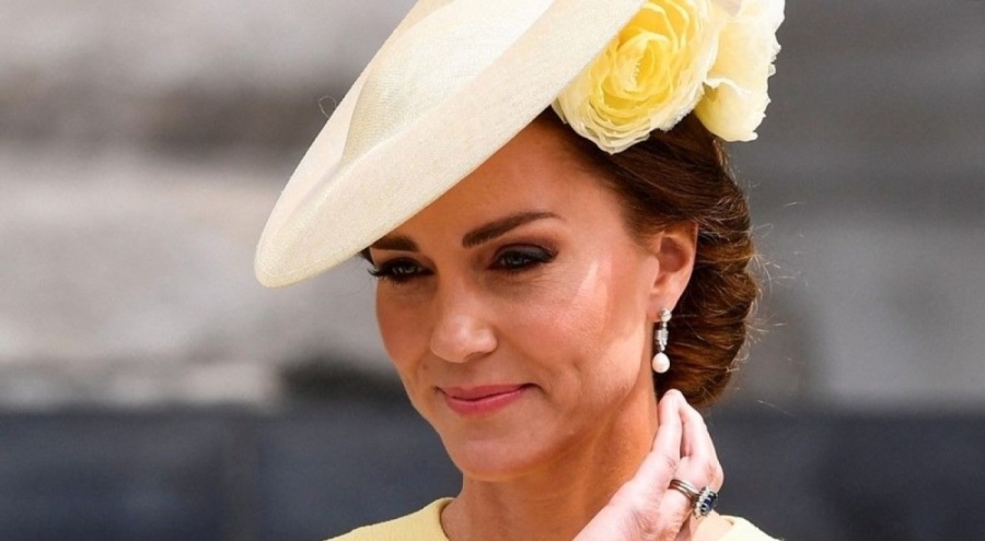 Sosyal medya ikiye bölündü: Fotoğraftaki Kate Middleton mı yoksa dublör mü?