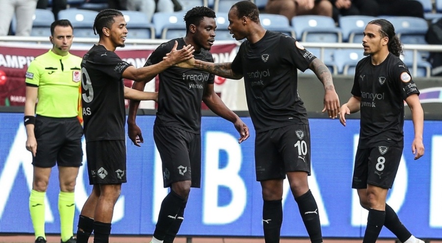 Hatayspor'dan beş futbolcuya milli takım daveti!