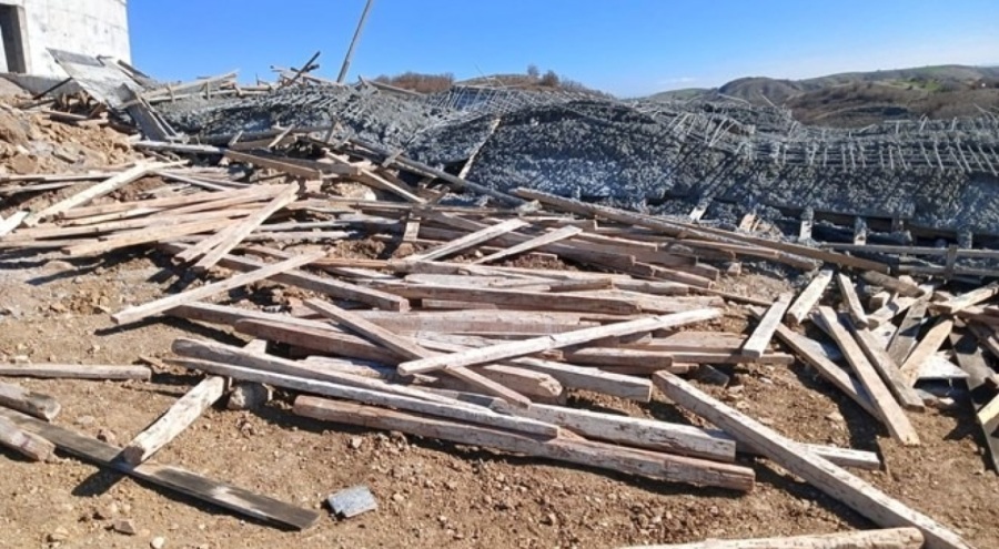 İnşaat çöktü: 2'si ağır 6 yaralı