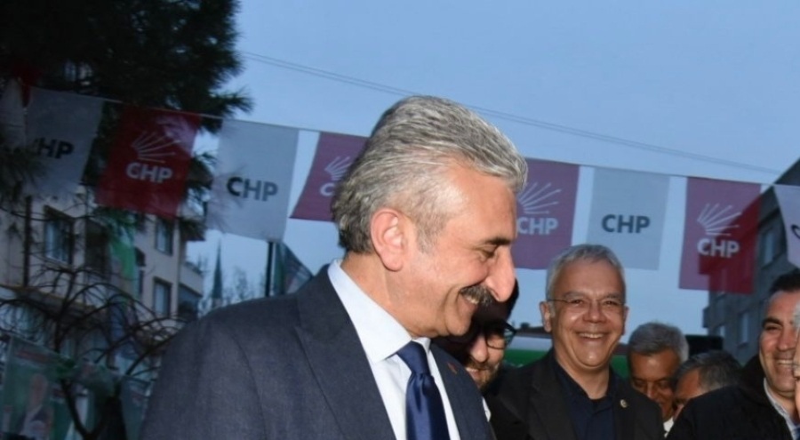 Bozbey Karacabey'den seslendi: "İşinin ehli geliyor!"