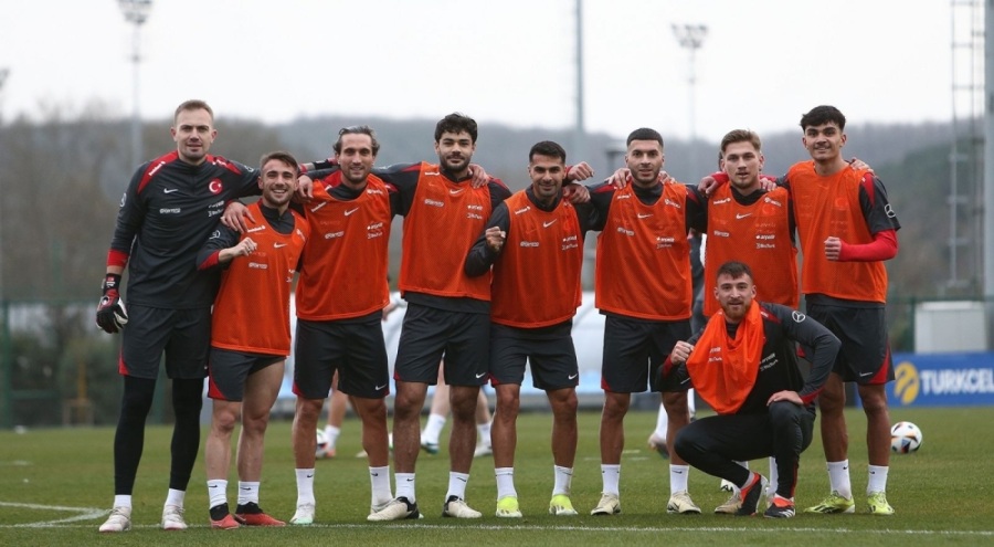 A Milli Takım'a yeni gelenlere özel karşılama