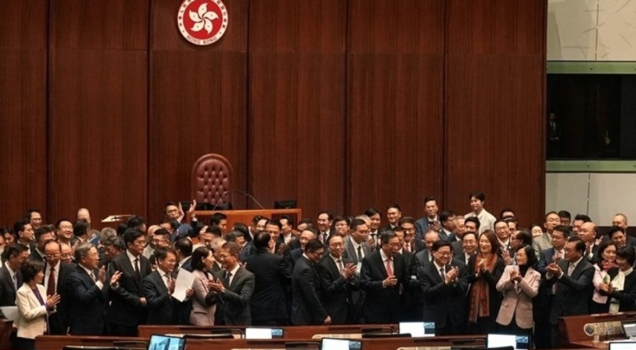 Hong Kong'ta 'vatana ihanet yasası' oylandı