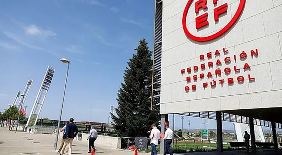 İspanya Futbol Federasyonu'na polis baskını