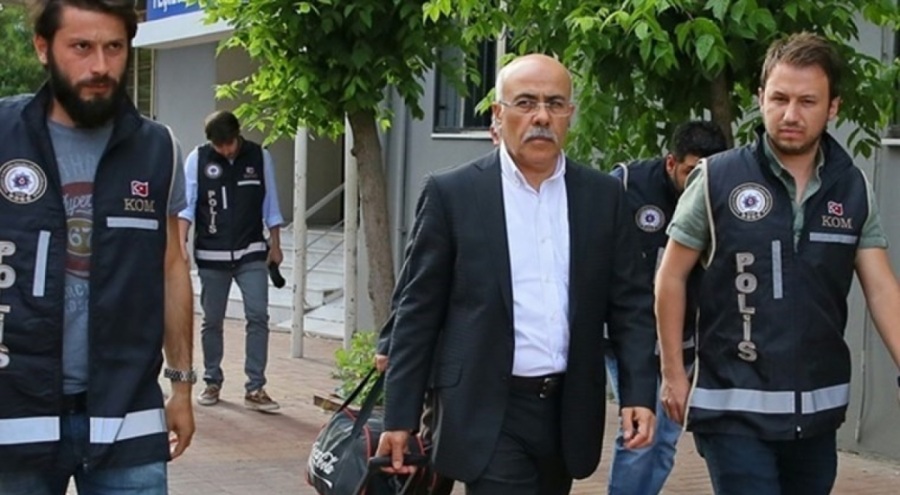 FETÖ firarisinin eski vali 'gaybubet evi'nde yakalandığı açıklandı