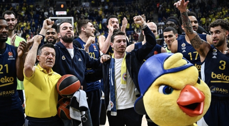 Fenerbahçe Beko, Barcelona'yı 88-74 yendi
