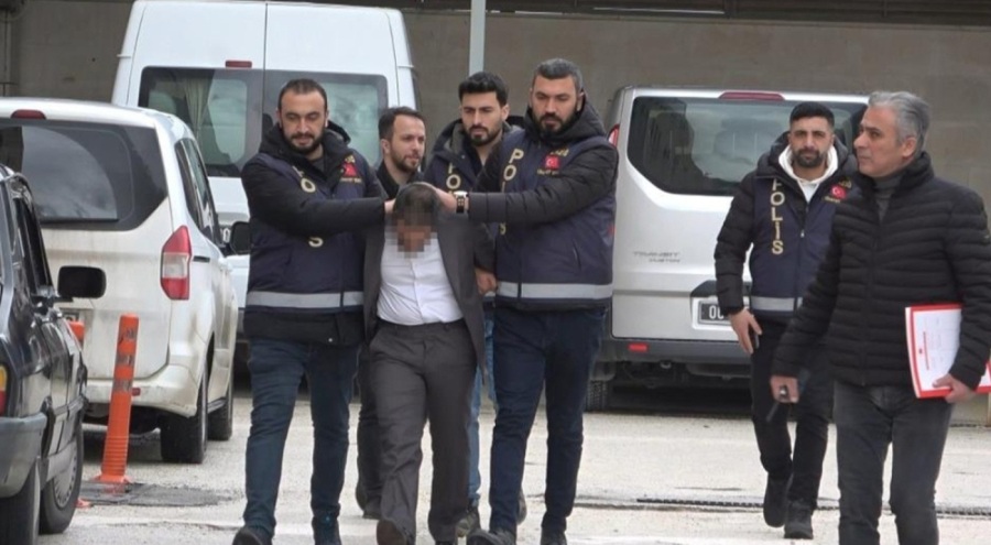 Eşini öldürüp, kızını yaralamıştı katil zanlısı yakalandı!