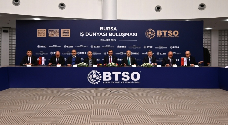 Cumhurbaşkanı Yardımcısı Yılmaz BTSO'da iş insanları ile bir araya geldi