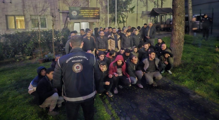 Bursa'da kaçak göçmen operasyonu: 63 kişi yakalandı!