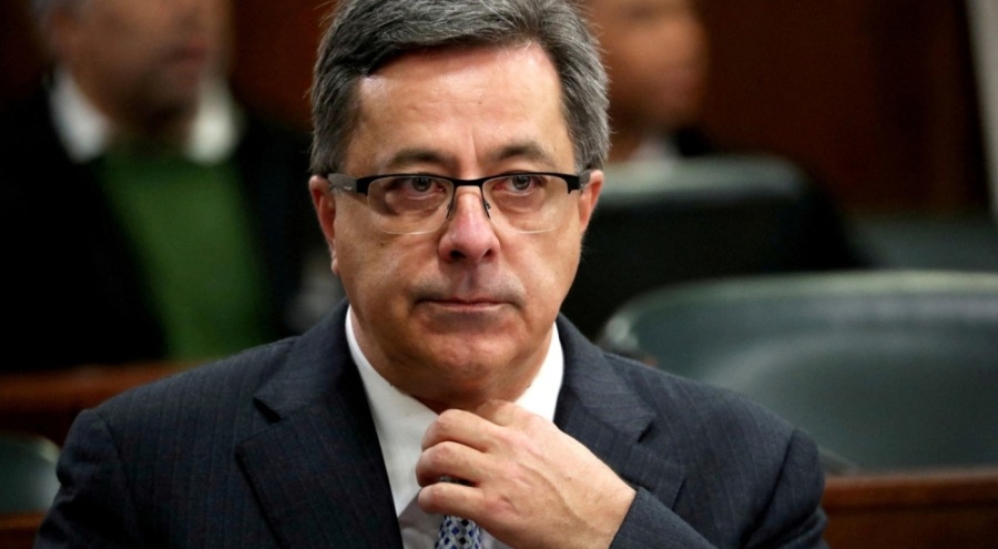 25 milyon dolar para cezası aldıktan bir gün sonra intihar etti!