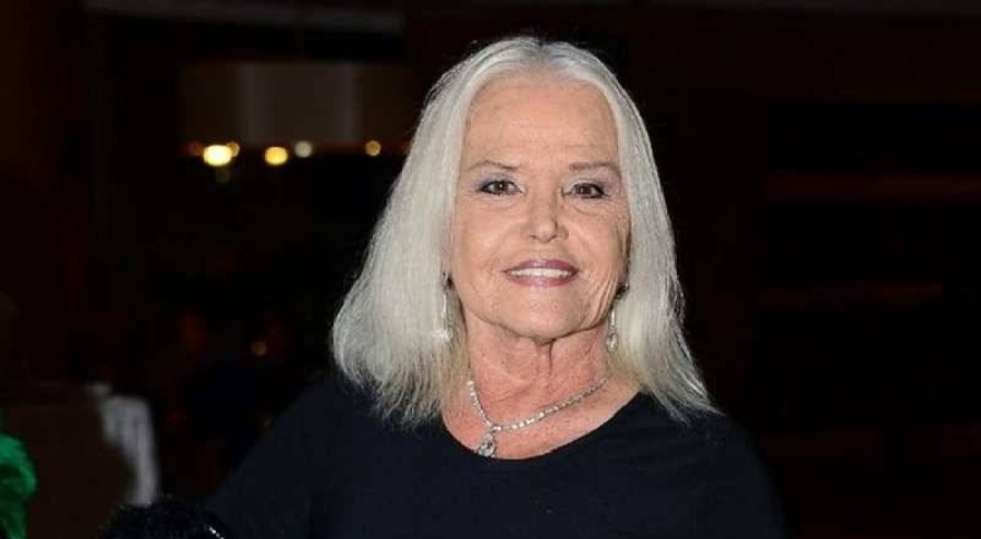 Sanatçı Gönül Yazar hastaneye kaldırıldı