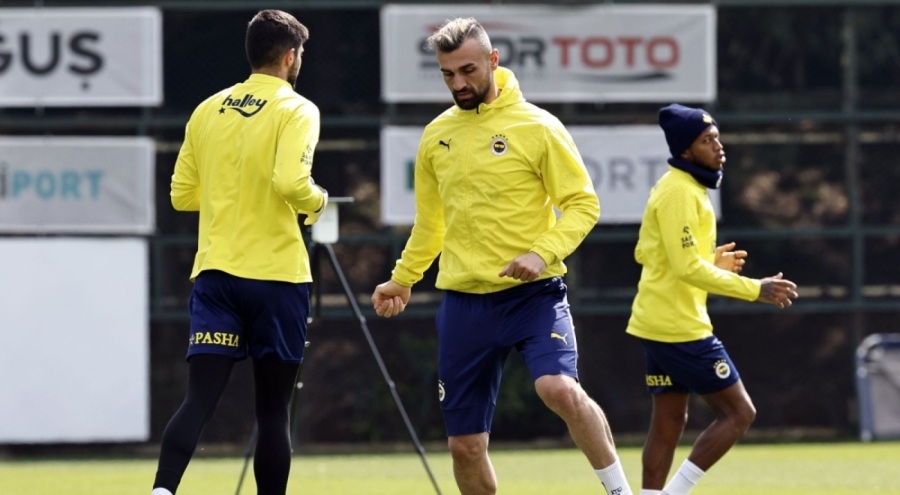 Fenerbahçe'de Adana Demirspor maçı hazırlıkları devam etti