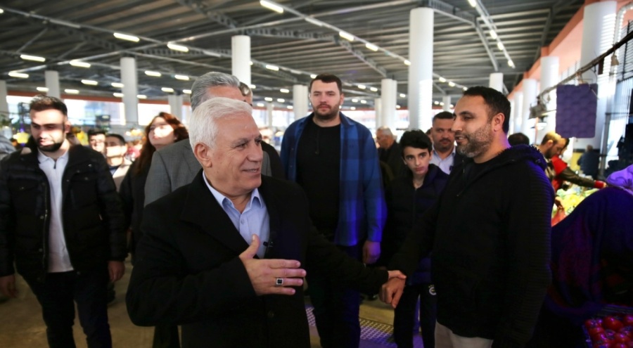 Bursa Büyükşehir Belediye Başkan Adayı Bozbey'e Yıldırım'da yoğun ilgi, vatandaştan sandık güvenliği talebi