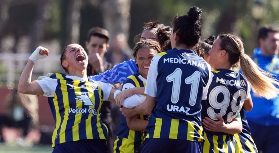 Kadınlar derbisinde Fenerbahçe, Galatasaray'ı yendi