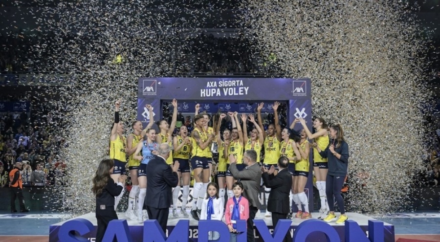 Kupa Voley'de şampiyon Fenerbahçe Opet oldu!