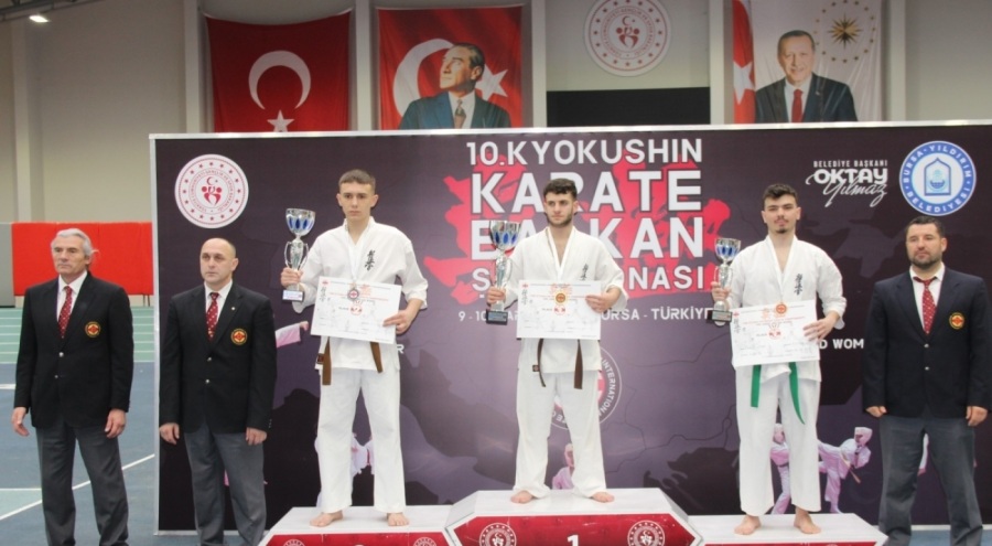 Yıldırım Belediyesporlu sporcular, Balkan Kyokushin Karate Şampiyonası'ndan ödülle döndüler