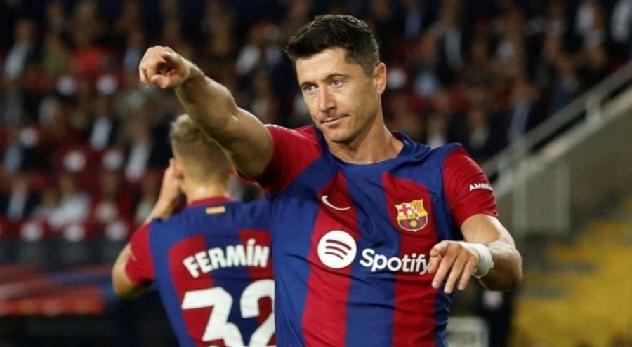 Robert Lewandowski servet değerinde teklifi reddetti