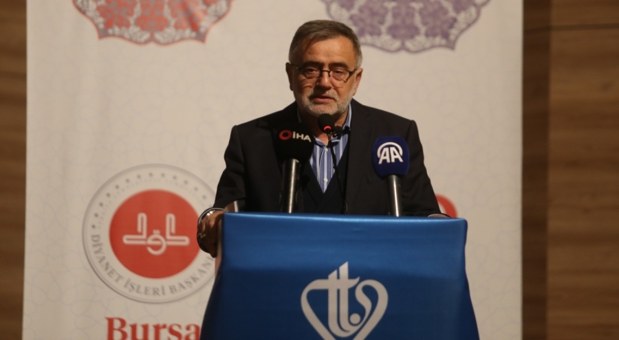 TDV Genel Müdüfü İzani Turan Bursa'da: 5 bin 818 yetimi himaye etmeye çalışan bir vakıfız