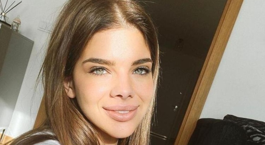 Damla Ersubaşı'nın tesettürlü pozları gündem oldu