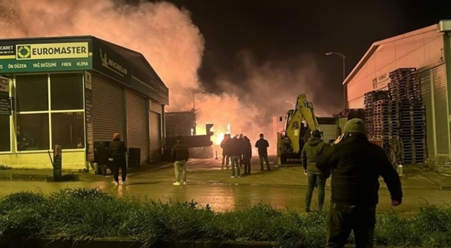 Bungalov ev atölyesinde yangın