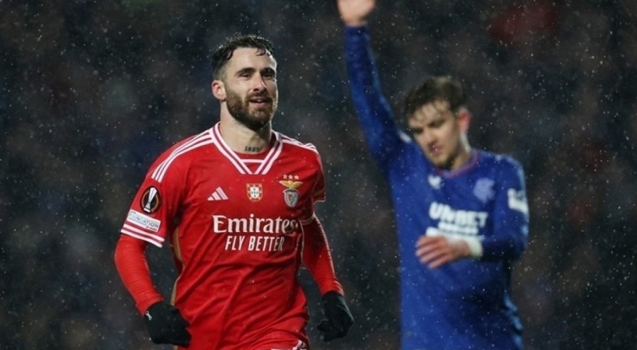 Adı Galatasaray ile anılan Silva için açıklama