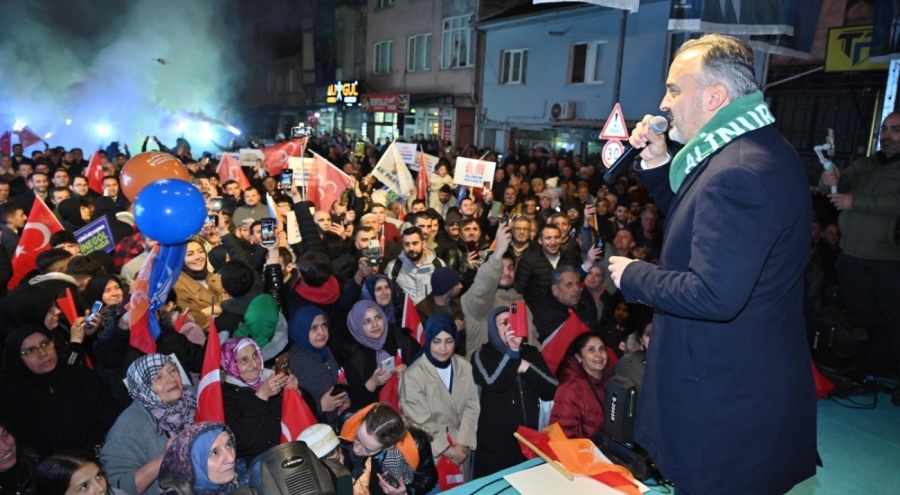 Bursa Büyükşehir Belediye Başkanı Aktaş, İnegöl'de vatandaşlarla buluştu