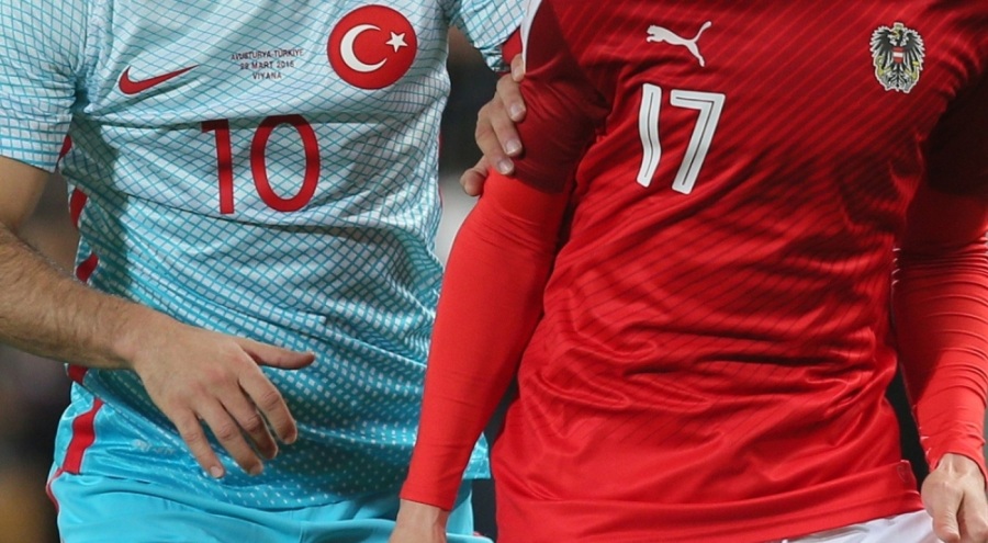 A Milli Takım hazırlık maçında Avusturya ile mücadele ediyor