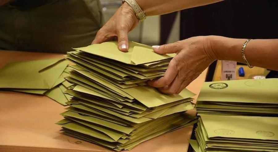 Pazar günü sandığa gitmek istemeyenler dikkat!