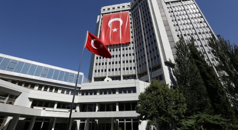 Almanya'daki Türk Başkonsolosluğu'na saldırı: Büyükelçi ile görüşme yapıldı