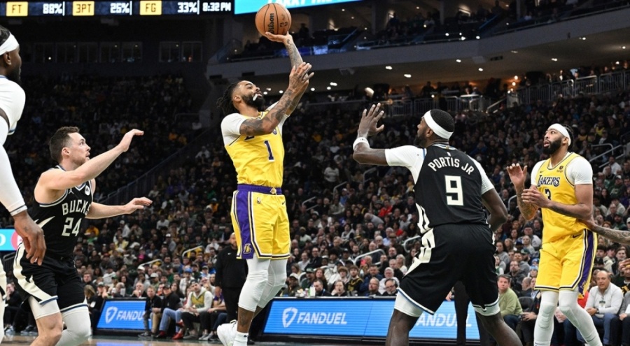 Lakers, uzatmalarda Bucks'ı 124-128 mağlup etti