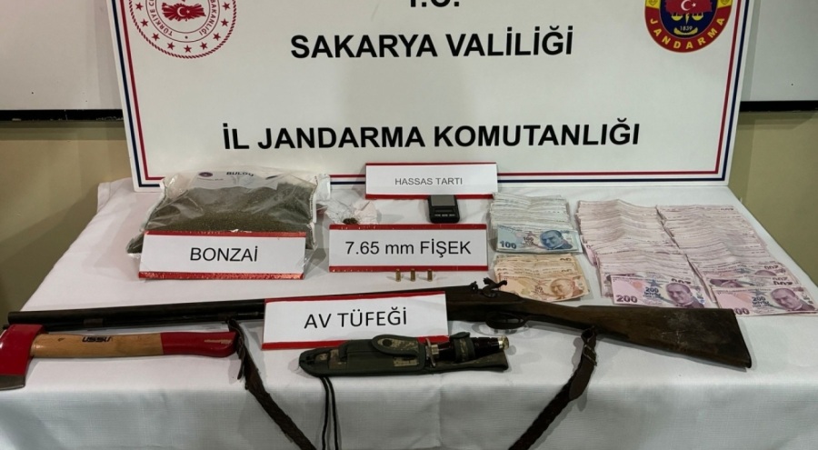 Jandarmadan uyuşturucu operasyonu: 5 gözaltı