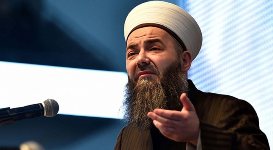 Cübbeli Ahmet Hoca İsmailağa Cemaati'nden atıldı