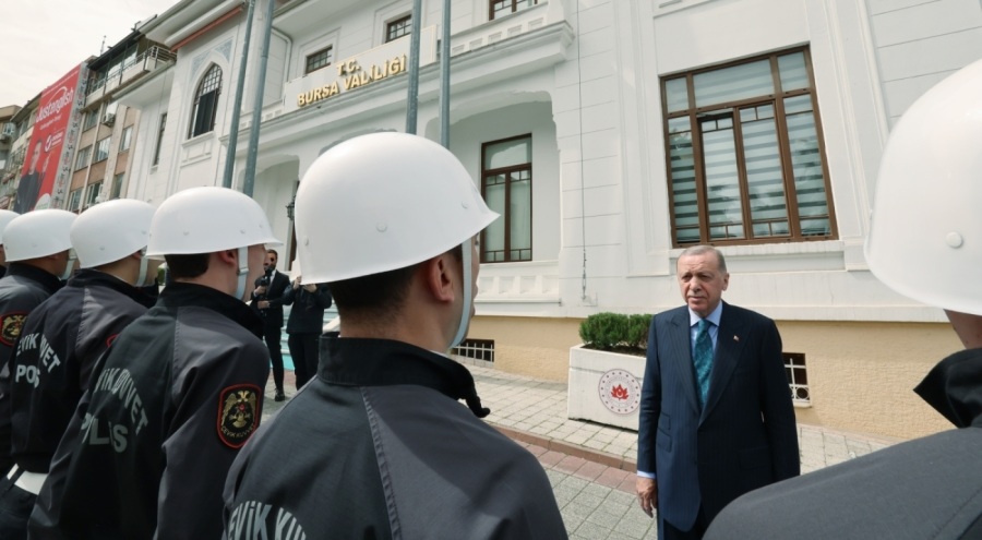 Cumhurbaşkanı Erdoğan, Bursa Valiliği'ne ziyarette bulundu