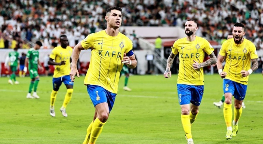 Cristiano Ronaldo'nun yeni arabasının fiyatı dudak uçuklattı!