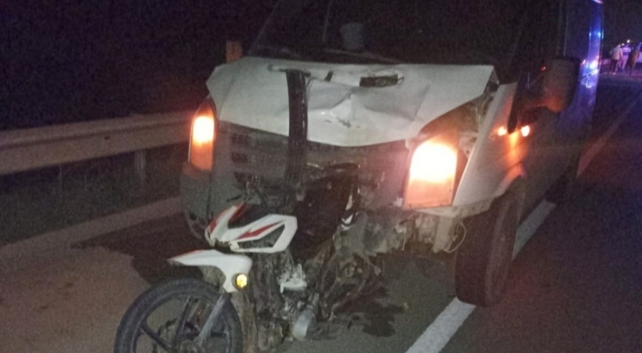 Gaziantep'te kamyonet ile motosiklet birbirine girdi! 1 kişi hayatını kaybetti