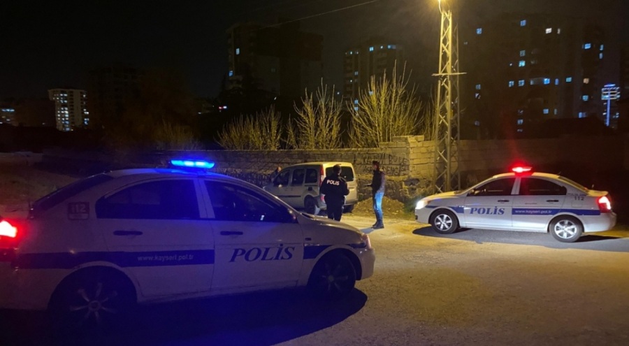 Kayseri'de silahlı saldırı: 3 kişi yaralandı!
