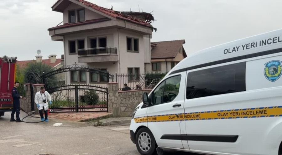 Bursa'da patlamanın ardından yangın çıkan villanın bodrumundan ceset çıktı!