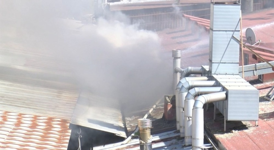 Tekstil fabrikasında yangın