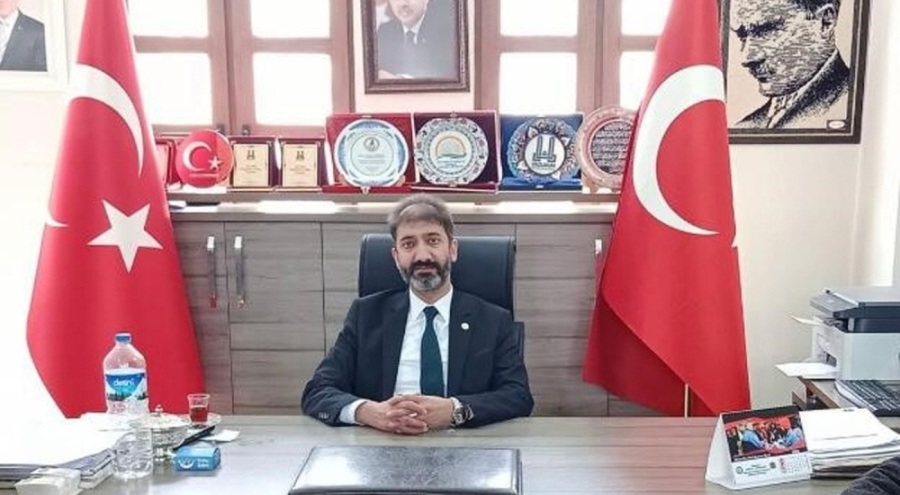 5 dönemdir seçim kaybetmiyor! Erzurum'da muhtar rekora koşuyor