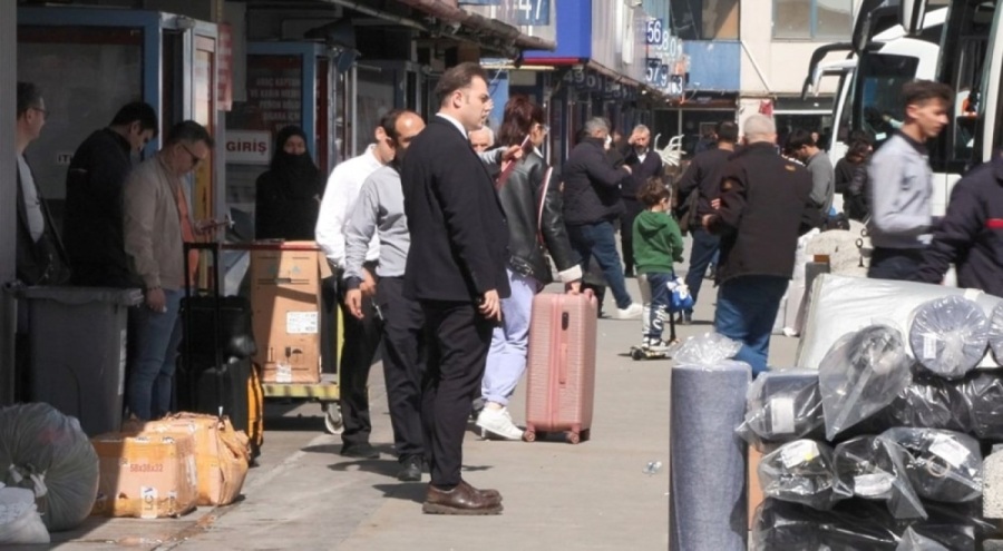 Otogarlarda seçim hareketliliği