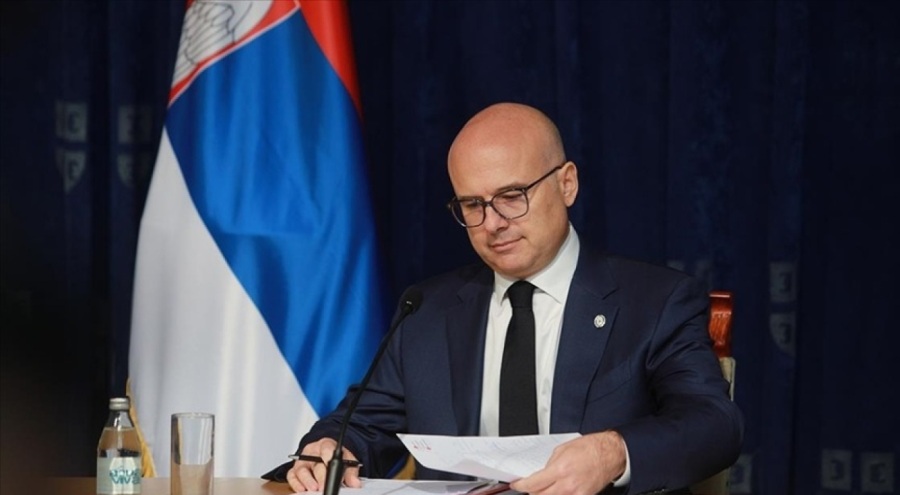 Sırbistan Cumhurbaşkanı  Vucic hükümeti kurma görevini Vucevic'e verdi