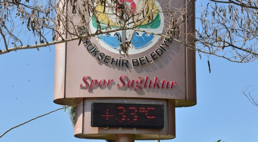 Adana 33 dereceyi gördü!